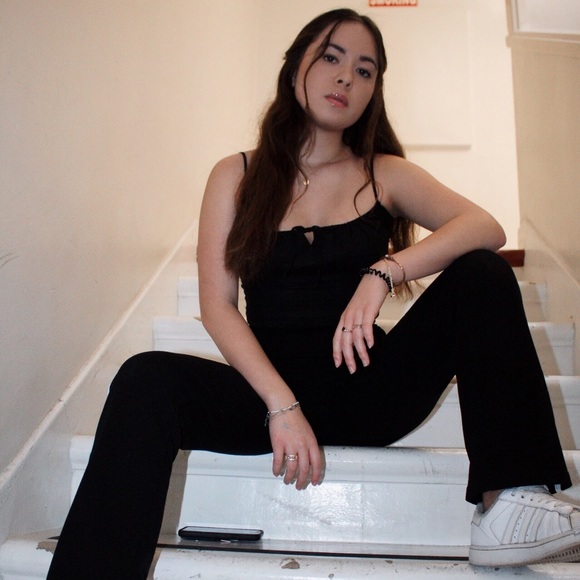 MEET YOUR SELLER/BUYER - Picture 3 of 4